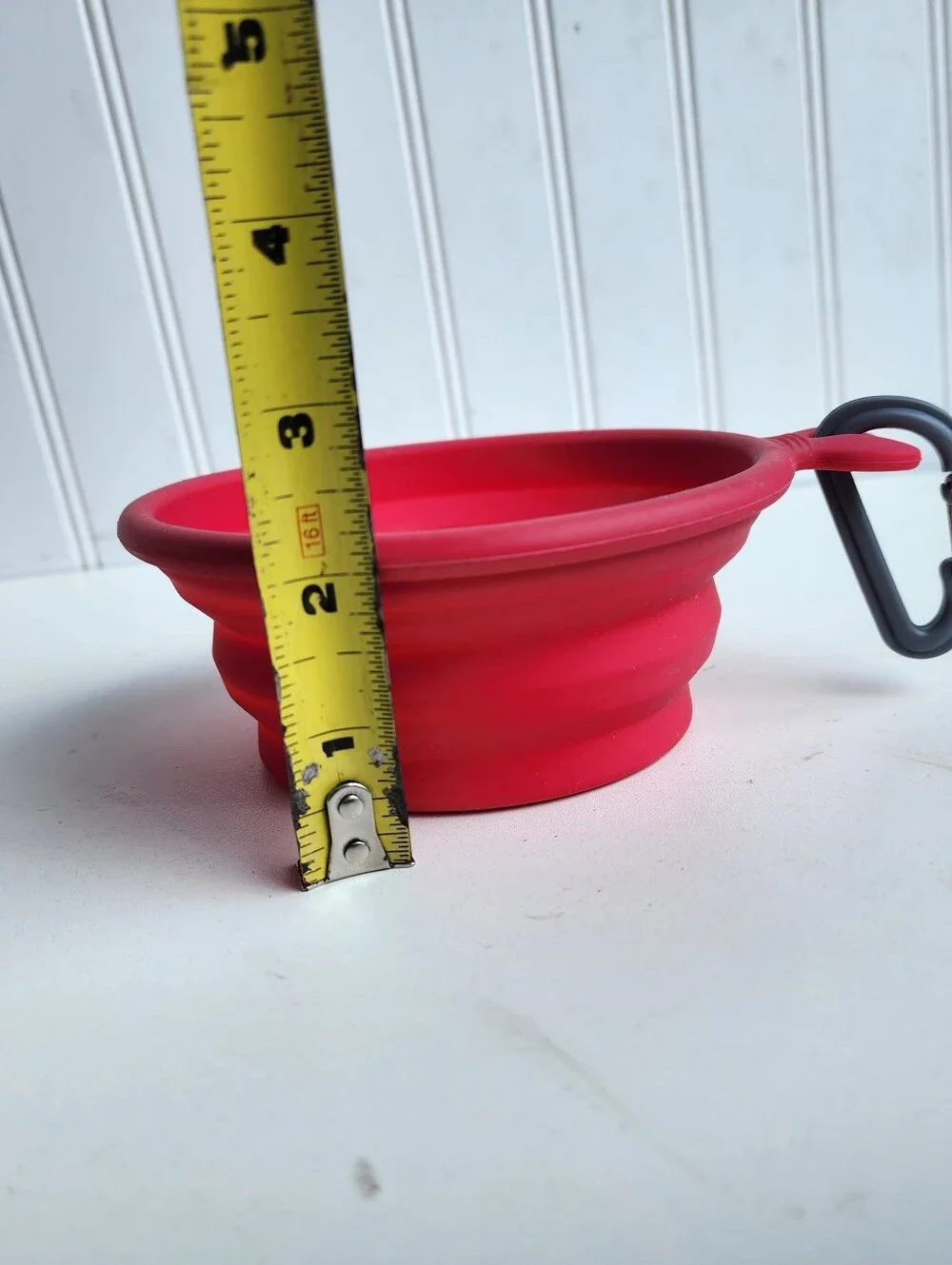 Ruff Wear Portable Dog Treat Poach & Messy Mutts Silicone Travel Water Bowl Red